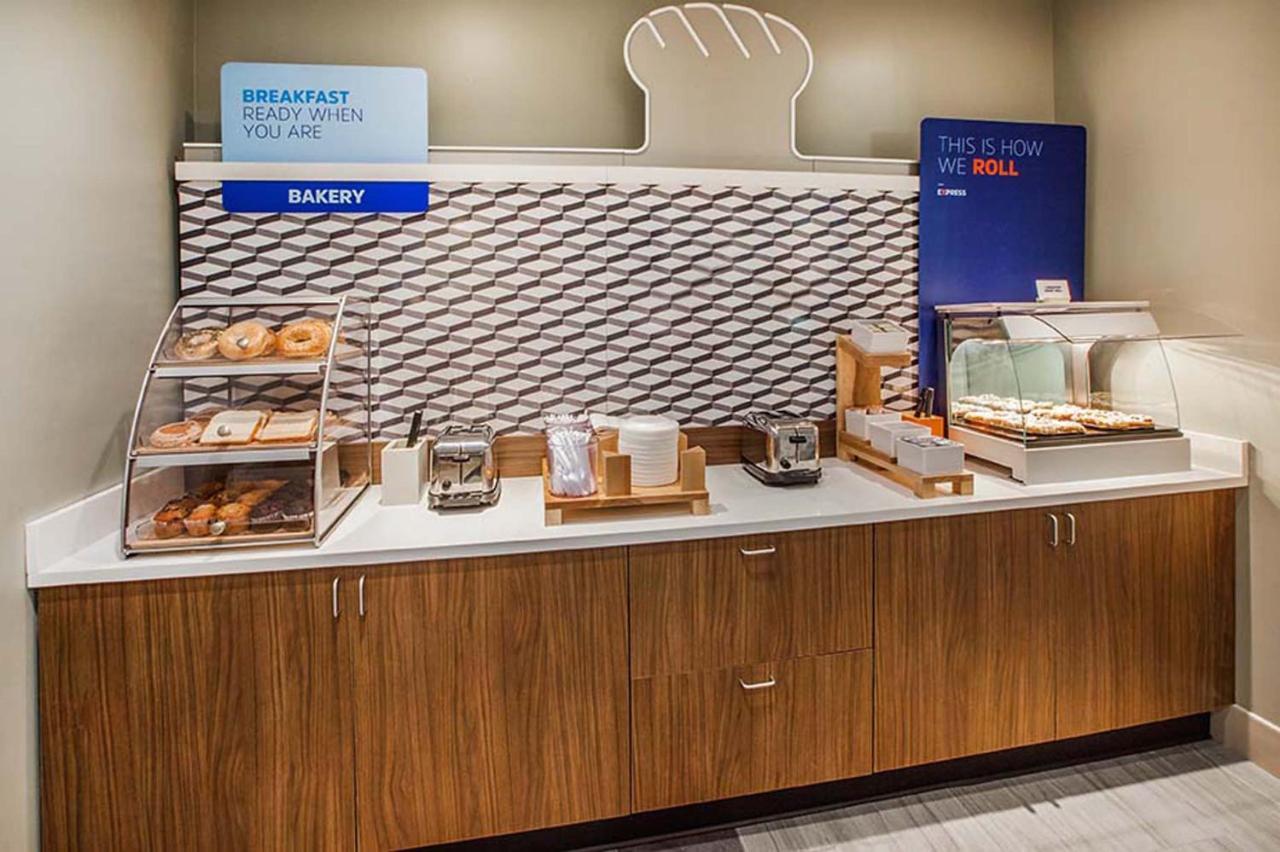 Holiday Inn Express Lynchburg By Ihg Eksteriør bilde